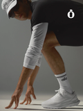Alo | Runner | Unisex | White